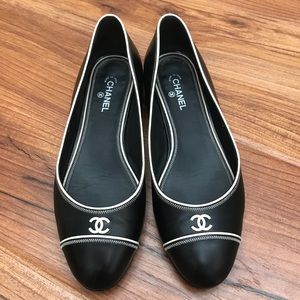CHANEL Ballet Flats